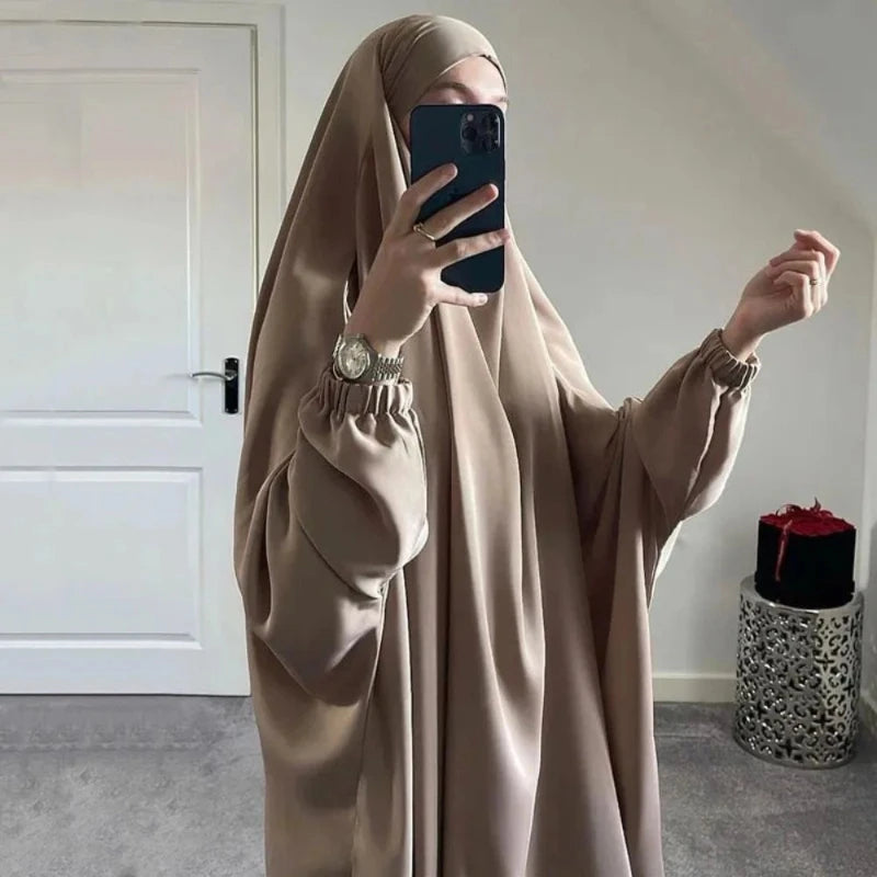 jilbab-fille-une-piece-longue-en-polyester-pour-priere-et-occasions beige1