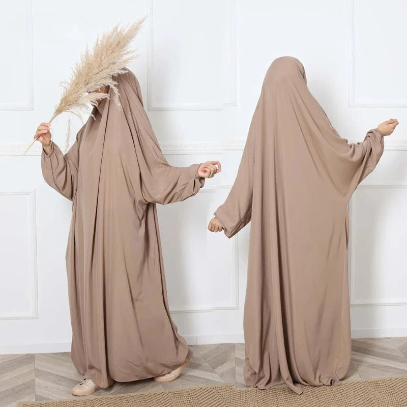 robe-abaya a manches-chauve-souris-coupe-ample-et-confortable beige